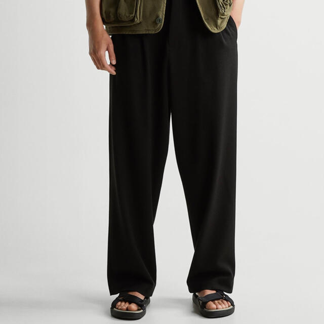 ZARA - ZARA ワイドフィットプリーツパンツの通販 by 極上の一品|ザラ ...