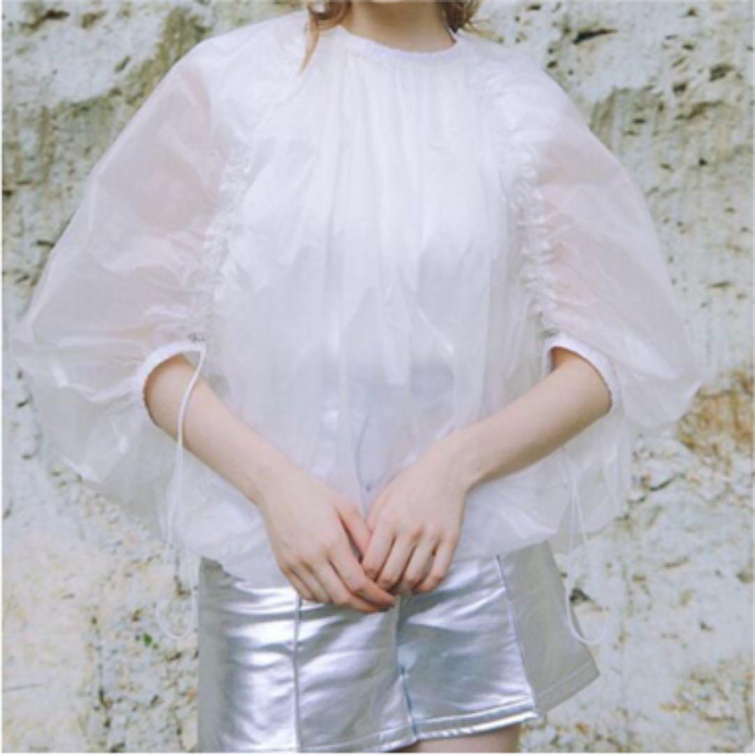 【引越しの為大幅値下げ中】 MECRE バルーンシアープルオーバー