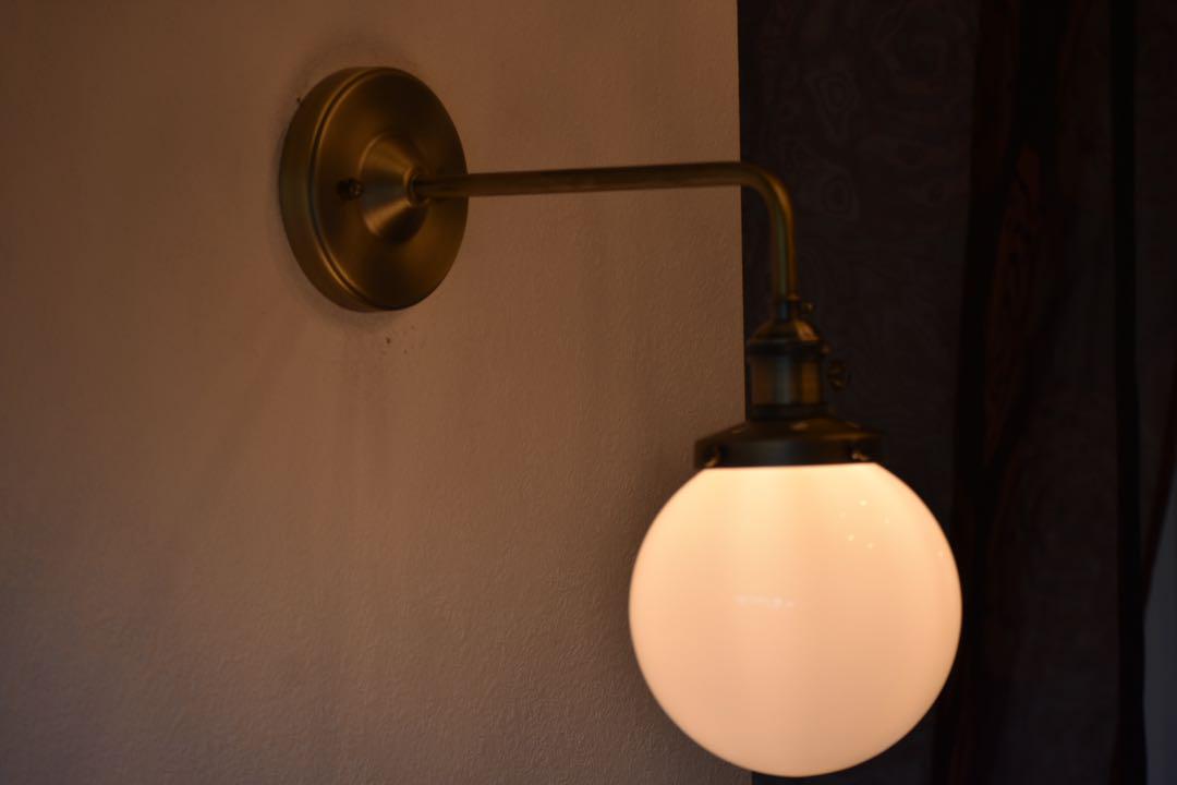 ウォールランプ ミルク