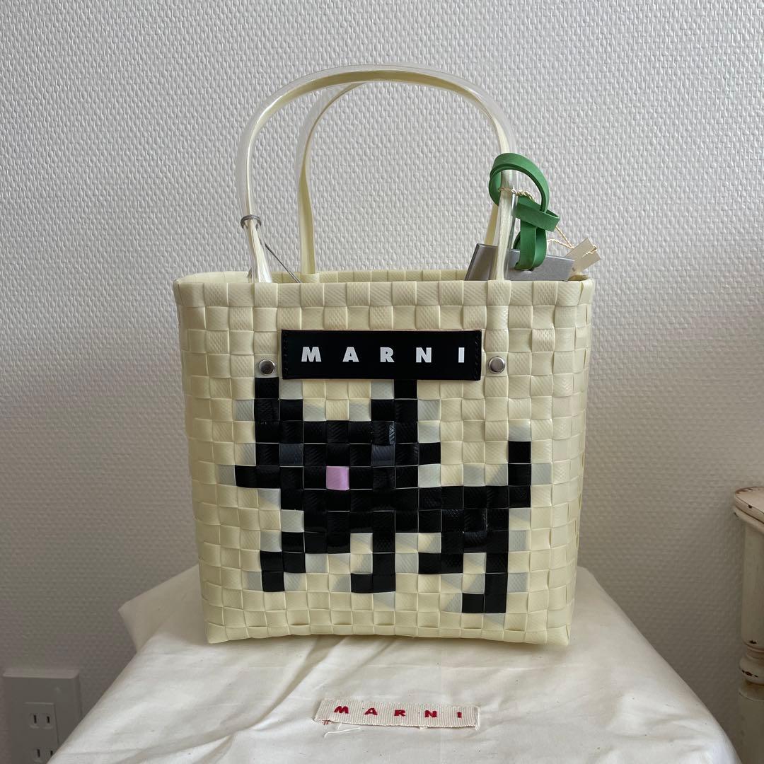 マルニ マーケット バスケット 黒猫 ネコ
